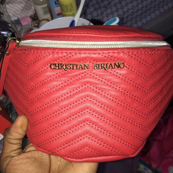 Purses - Picture 4 of 5